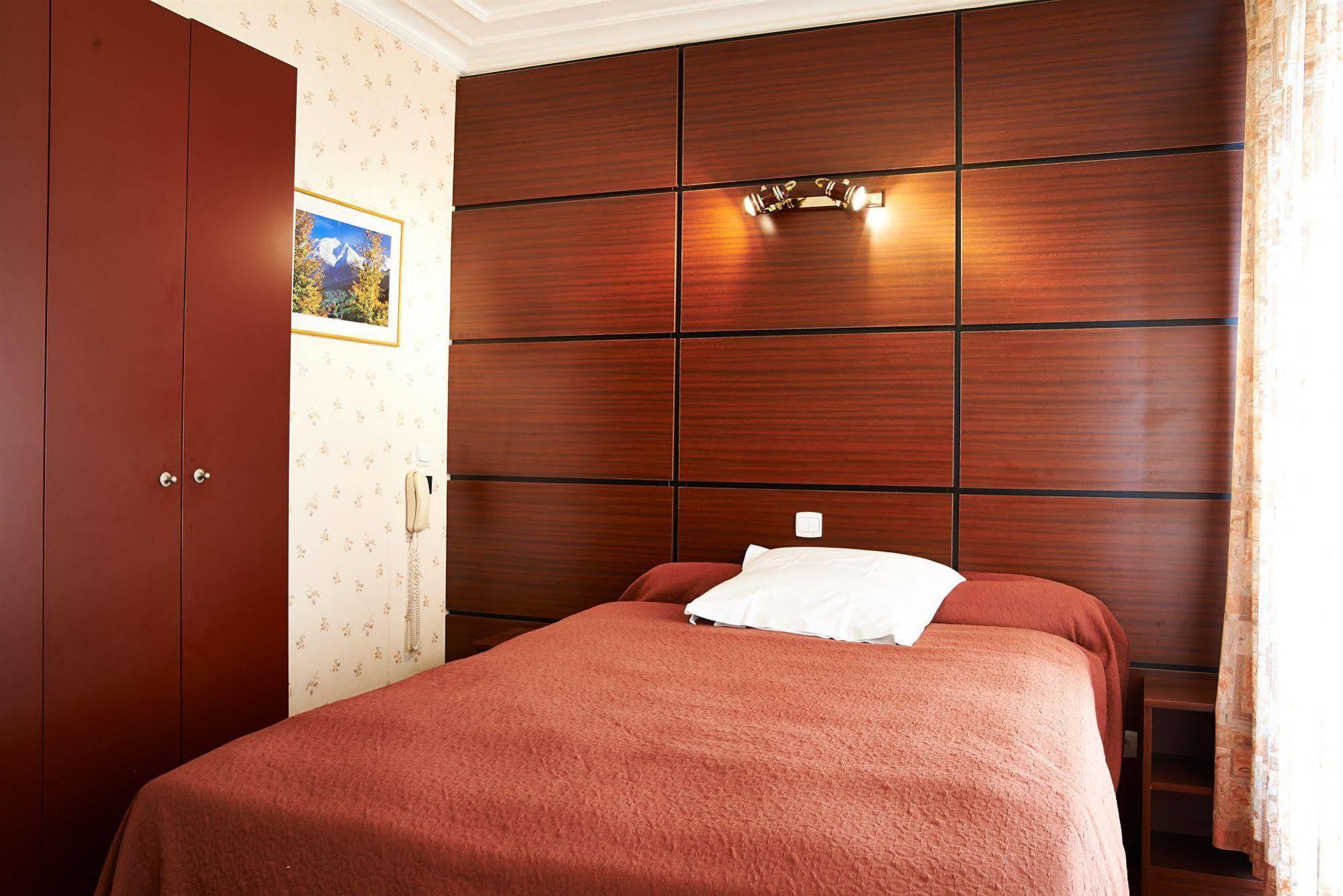 โรงแรมแมโย Neuilly-sur-Seine ภายนอก รูปภาพ